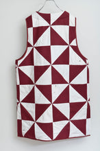 Load image into Gallery viewer, 代官山 蔦屋書店出品中/BGNDY SILK WOOL QUILTED PATCH LINER