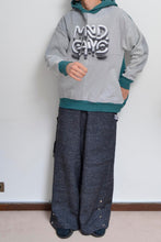 画像をギャラリービューアに読み込む, TWO-TONE HOODIE_GREEN/MIND GAME print/02 size