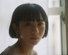 Load image into Gallery viewer, B_YAGA × YEAH RIGHT!!_Glass And Beads Hoop U Pierce