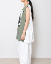 將圖片載入圖庫檢視器 V NECK SLEEVELESS T / JOY_B