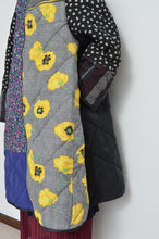 Load image into Gallery viewer, QUILTING ZIP UP OP / A