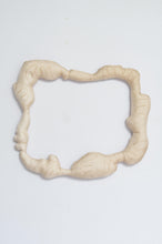 画像をギャラリービューアに読み込む, SCARF CUSHION FLAME/PICASSO_HAND