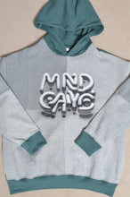 画像をギャラリービューアに読み込む, TWO-TONE HOODIE_GREEN/MIND GAME print/02 size