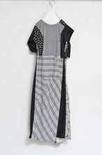 Load image into Gallery viewer, FLORAL MIX ROBE OP ASS_07