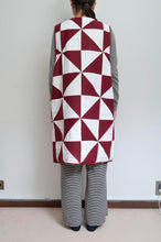 Load image into Gallery viewer, 代官山 蔦屋書店出品中/BGNDY SILK WOOL QUILTED PATCH LINER