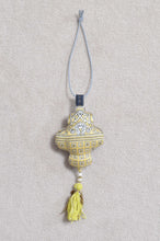 画像をギャラリービューアに読み込む, SCARF CUSHION ORNAMENT_B