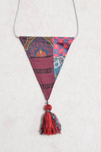 画像をギャラリービューアに読み込む, SCARF TAPESTRY_B