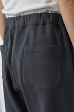 Load image into Gallery viewer, 代官山 蔦屋書店出品中/BACK PILE WIDE FLARE PT_fab-graff_BLK_01size