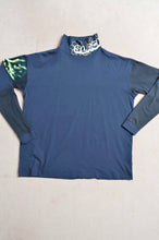 Load image into Gallery viewer, PATCH HI NECK T 02_NAVY / SLACK