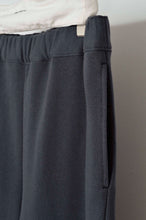 Load image into Gallery viewer, 代官山 蔦屋書店出品中/BACK PILE WIDE FLARE PT_fab-graff_BLK_01size