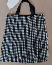이미지를 갤러리 뷰어에 로드 , PLEATED BAG/SMALL_D