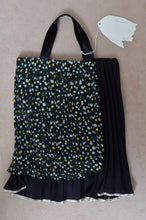 Load image into Gallery viewer, 代官山 蔦屋書店出品中/PLEATED BAG/SMALL_G