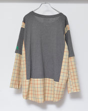Load image into Gallery viewer, Fake layered T-shirt / ASSORTED_A