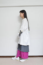 Load image into Gallery viewer, PATCH L/S T 02_OFF WHITE / WALKIN