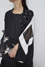 画像をギャラリービューアに読み込む, UNE UNE SHORT OP/DARK_C