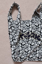 画像をギャラリービューアに読み込む, FLOWER LACE CONVINI-BAG_fab-graff/WHT
