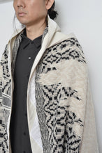 Load image into Gallery viewer, tsutae SHAWL HOODIE_SHUMAG / OFF WH×BLK