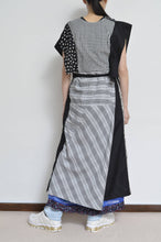 Load image into Gallery viewer, FLORAL MIX ROBE OP ASS_07