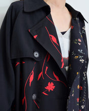 Load image into Gallery viewer, FLORAL TRENCH COAT/BLK/02 size B