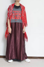 Load image into Gallery viewer, BANDANA SHAWL / RED