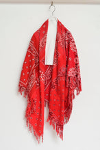 Load image into Gallery viewer, BANDANA SHAWL / RED