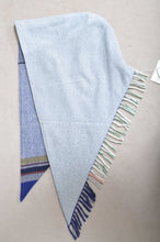 Load image into Gallery viewer, HOOD SHAWL (tsutae SPECIAL) / A