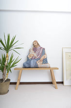 画像をギャラリービューアに読み込む, RUG CUSHION (JESUS)