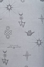 Load image into Gallery viewer, RUG CUSHION (SUISEN) / C