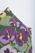 Load image into Gallery viewer, RUG CUSHION (PANSY) / B