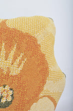 Load image into Gallery viewer, RUG CUSHION (SUISEN) / C