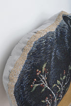 Load image into Gallery viewer, RUG CUSHION (TSUKINOWA BEAR)