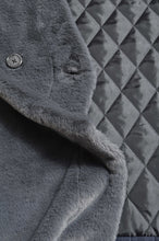 Load image into Gallery viewer, FUR LINER ( CHA )_B