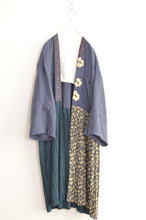 Load image into Gallery viewer, FLOWER PATCH ROBE / NAV