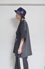 画像をギャラリービューアに読み込む, CUT AND CONNECTED T / DARK