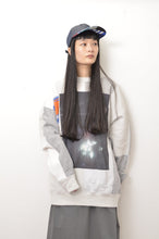Load image into Gallery viewer, SWITCHING SWEATSHIRT P/O(w/ PRINT)/L.GRAY*sparkle_001