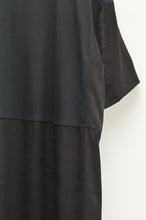 画像をギャラリービューアに読み込む, T*SATIN OP_BLK_00