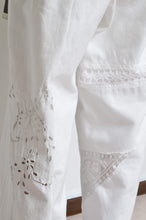 Load image into Gallery viewer, TABLE CLOTH WIDE TUCK PT 01/C