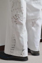 Load image into Gallery viewer, TABLE CLOTH WIDE TUCK PT 01/C