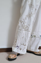 Load image into Gallery viewer, TABLE CLOTH WIDE TUCK PT 01/D