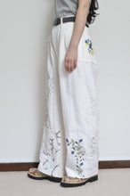 Load image into Gallery viewer, TABLE CLOTH WIDE TUCK PT 01/D