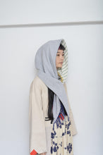Load image into Gallery viewer, HOOD SHAWL (tsutae SPECIAL) / A