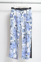 Load image into Gallery viewer, FLARED FLORAL PT 02 / ASS_A