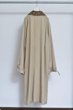 Load image into Gallery viewer, ROBE TRENCH COAT_TENCEL (02/BEG)