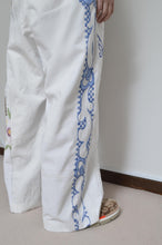 Load image into Gallery viewer, TABLE CLOTH WIDE TUCK PT 02/B