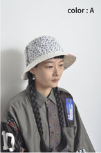 Load image into Gallery viewer, CUT AND CONNECTED DOT BUCKET HAT