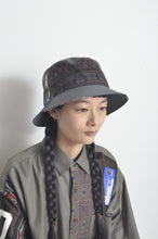 Load image into Gallery viewer, CUT AND CONNECTED TWILL BUCKET HAT
