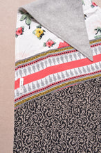 画像をギャラリービューアに読み込む, TRIANGLE SHAWL(WOOL)/GRAY-001