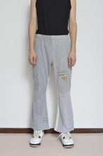 Load image into Gallery viewer, FLARED SWEAT PT / 02_GRAY