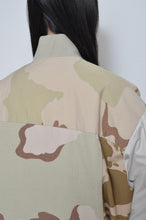 画像をギャラリービューアに読み込む, REMIX CAMO LAYER STADIUM JACKET/01