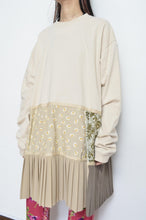 Load image into Gallery viewer, TIERED L/ST OP 01 / BEIGE_A